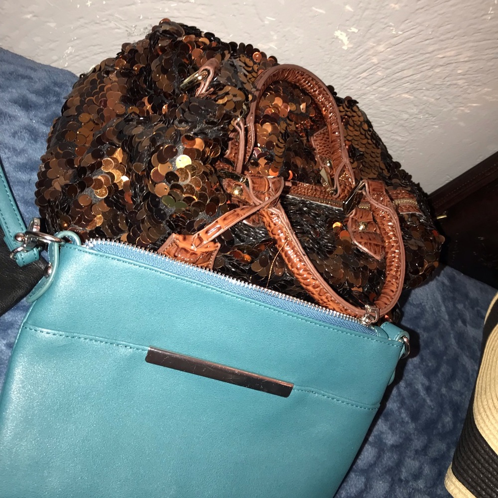 Purses & handbags